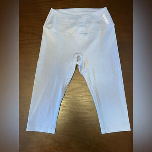 Gymshark women’s Capri leggings. Size small.